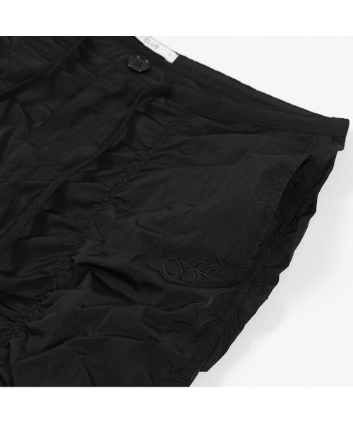 FANCY CLUB（ファンシークラブ）の「A'GEM/9 × .kom 『FANCY CLUB/ファンシークラブ』 LOW-RISE NYLON SHIRRING PANTS/ナイロン シャーリング パンツ（その他パンツ・レディース・ブラック・FREE）」の9枚目の写真
