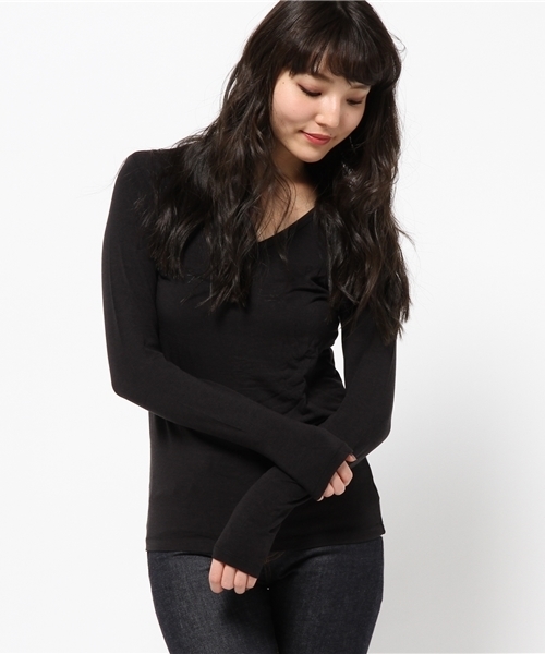 MOUSSY（マウジー）の「V/N BASIC TOPS（Tシャツ/カットソー・レディース・チャコールグレー/オフホワイト/ブラック・1/2）」の2枚目の写真