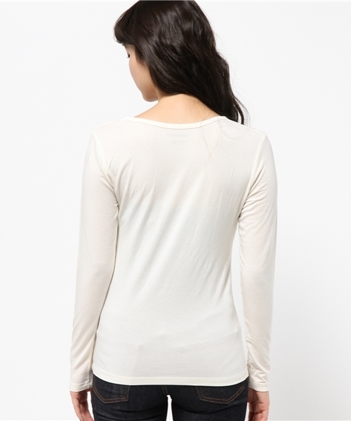 MOUSSY（マウジー）の「V/N BASIC TOPS（Tシャツ/カットソー・レディース・チャコールグレー/オフホワイト/ブラック・1/2）」の5枚目の写真