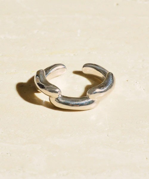 norme(ノーム)の「【SILVER925】ノーム ラティス カフ ピンキー リング / norme lattice cuff pinky ring(リング・レディース・シルバー・FREE)」の1枚目の写真