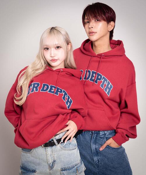 LTR DEPTH（レイターデプス）の「LTR DEPTH/【25年秋冬新作】カレッジプルパーカー（パーカー・メンズ・ブラック/杢グレー/ネイビー/レッド・MEDIUM/LARGE）」の11枚目の写真