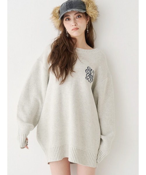 EVRIS(エヴリス)の「ワンポイントバックオープンニットトップス(ニット/セーター・レディース・アイボリー/グレー/ピンク/ネイビー・FREE)」の2枚目の写真