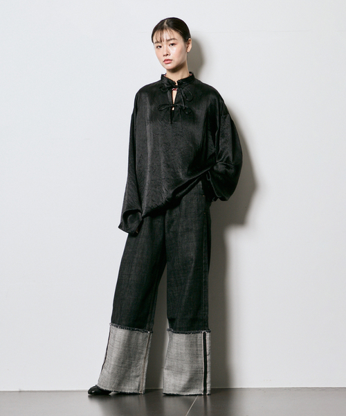 LIVINGTONE（リヴィントーン）の「LIVINGTONE DOLK-TURN UP LONG LT-DOLK-05：デニムパンツ（デニムパンツ・レディース・ブラック・MEDIUM）」の2枚目の写真