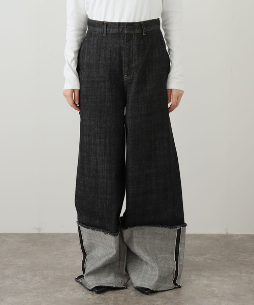 LIVINGTONE（リヴィントーン）の「LIVINGTONE DOLK-TURN UP LONG LT-DOLK-05：デニムパンツ（デニムパンツ・レディース・ブラック・MEDIUM）」の4枚目の写真