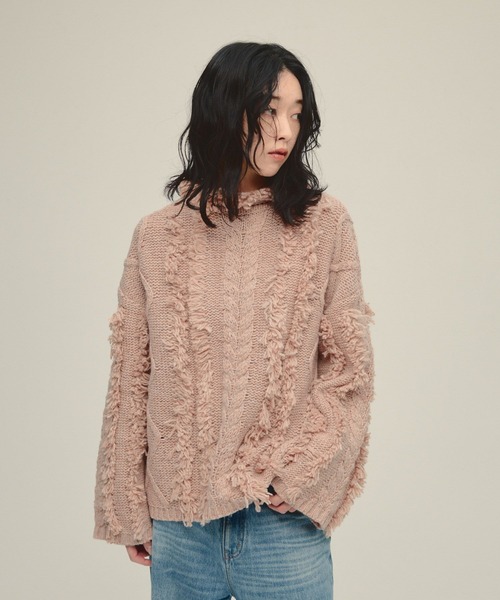 eL(エル)の「【eL】3G Fringe Cable Pullover/588095(ニット/セーター・レディース・コーラル/グレー/ブラック・FREE)」の3枚目の写真