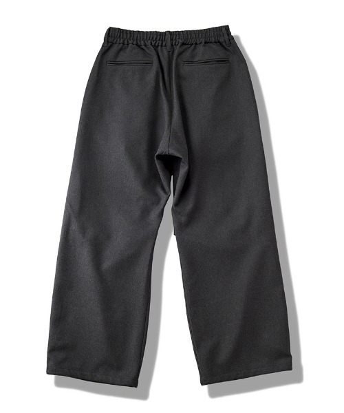 NO ID.(ノーアイディ)の「mp14316-ツータックイージーパラシュートトラウザーズ パンツ(857006-351P)(その他パンツ・メンズ・ブラウン/グレー/ブラック・1/2)」の15枚目の写真