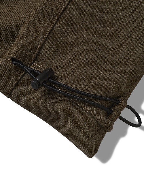 NO ID.(ノーアイディ)の「mp14316-ツータックイージーパラシュートトラウザーズ パンツ(857006-351P)(その他パンツ・メンズ・ブラウン/グレー/ブラック・1/2)」の16枚目の写真