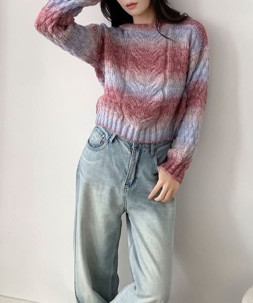 aimoha(アイモハ)の「グラデーションケーブル編みニットプルオーバー(ニット/セーター・レディース・レッド/イエロー/グレー・FREE)」の10枚目の写真