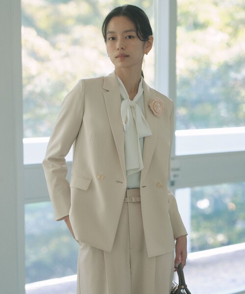 green label relaxing（グリーンレーベルリラクシング）の「［size SHORTあり］パウドレ ダブル ジャケット ウォッシャブル ストレッチ（テーラードジャケット・レディース・ネイビー/ナチュラル/ブラック・40/38/36/SHORT）」の6枚目の写真