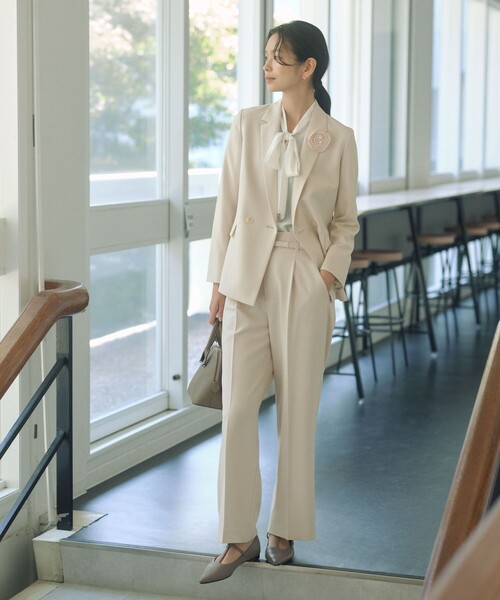 green label relaxing（グリーンレーベルリラクシング）の「［size SHORTあり］パウドレ ダブル ジャケット ウォッシャブル ストレッチ（テーラードジャケット・レディース・ネイビー/ナチュラル/ブラック・40/38/36/SHORT）」の8枚目の写真