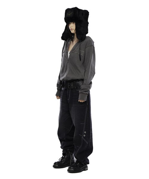 AAKAM（アーカム）の「Incision Eyelet Washed Denim Pants (Black)（デニムパンツ・レディース・その他・1/2）」の5枚目の写真