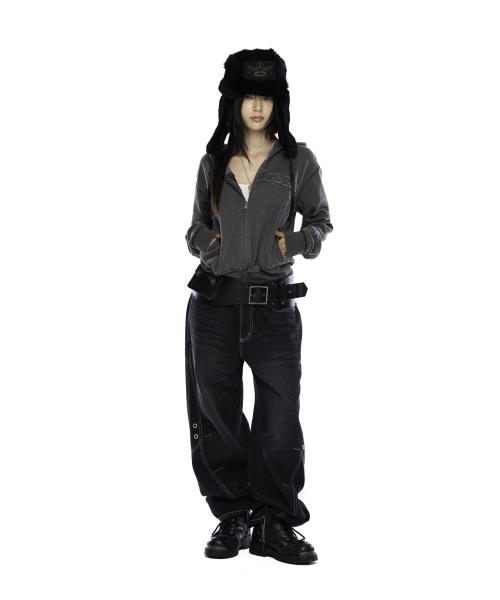 AAKAM（アーカム）の「Incision Eyelet Washed Denim Pants (Black)（デニムパンツ・レディース・その他・1/2）」の6枚目の写真