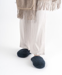 Rivel（リヴェル）の「【KOMODO】ユニセックス ウール　手編み　スリッパ　ルームシューズ（ルームシューズ/スリッパ）」