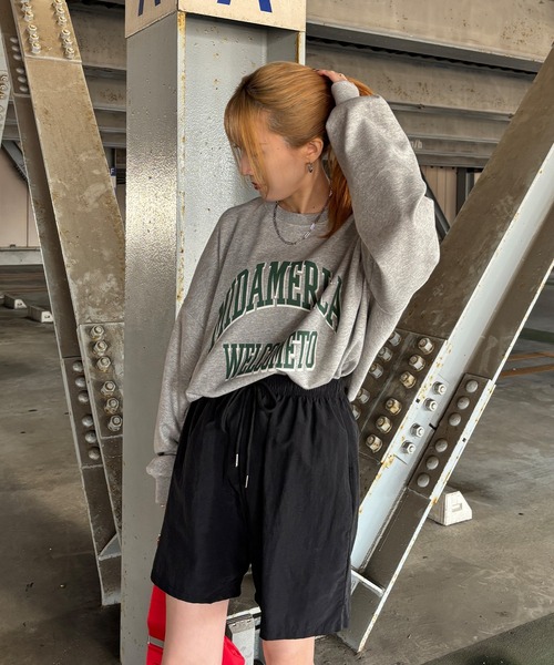 ISOOK（アイスー）の「【ISOOK / アイスー】カレッジロゴ風オーバーサイズスウェット / 長袖 クルーネック ラウンドネック カットソー レタリング ルーズ丈 ビッグシルエット 英字ロゴ 春服 春トップス グレー ピンク ZOZOTOWN限定（スウェット・レディース・ピンク/グレー・FREE）」の18枚目の写真