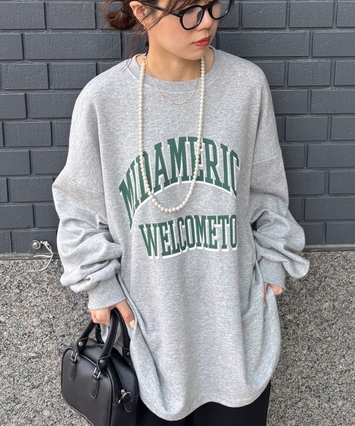 ISOOK（アイスー）の「【ISOOK / アイスー】カレッジロゴ風オーバーサイズスウェット / 長袖 クルーネック ラウンドネック カットソー レタリング ルーズ丈 ビッグシルエット 英字ロゴ 春服 春トップス グレー ピンク ZOZOTOWN限定（スウェット・レディース・ピンク/グレー・FREE）」の10枚目の写真