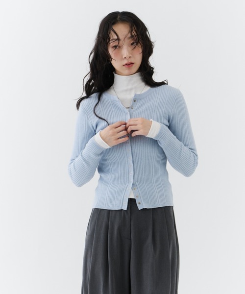 NUJOH（ヌゾ）の「Snap Rib Top / スナップリブトップ（Tシャツ/カットソー・レディース・アイボリー/ブラック/ライトブルー/チャコールグレー・FREE）」の11枚目の写真