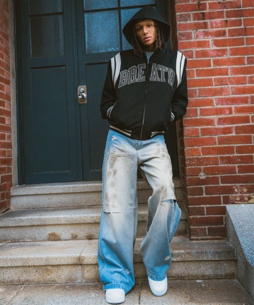 BREATH】ARCH LOGO HOODED VERSITY JACKET / ブラック×ホワイト