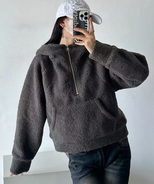 SallyLunn(サリーラン)の「ハーフジップボアフーディー(パーカー・レディース・ホワイト/ブラック/グレー・MEDIUM/LARGE)」の3枚目の写真