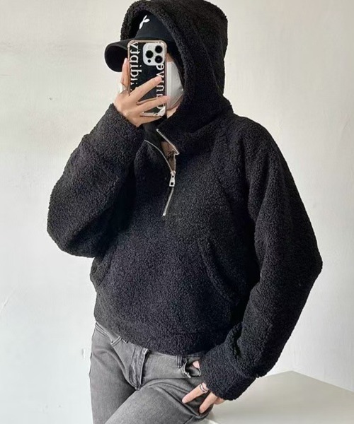 SallyLunn(サリーラン)の「ハーフジップボアフーディー(パーカー・レディース・ホワイト/ブラック/グレー・MEDIUM/LARGE)」の11枚目の写真