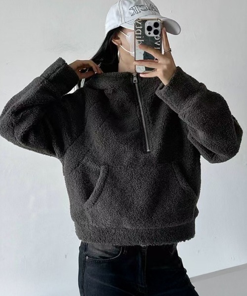SallyLunn(サリーラン)の「ハーフジップボアフーディー(パーカー・レディース・ホワイト/ブラック/グレー・MEDIUM/LARGE)」の8枚目の写真