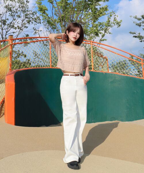 LADY VOLUME(レディーボリューム)の「ストレートフレアジーンズ (ホワイト)(デニムパンツ・レディース・その他・SMALL/MEDIUM/LARGE)」の3枚目の写真
