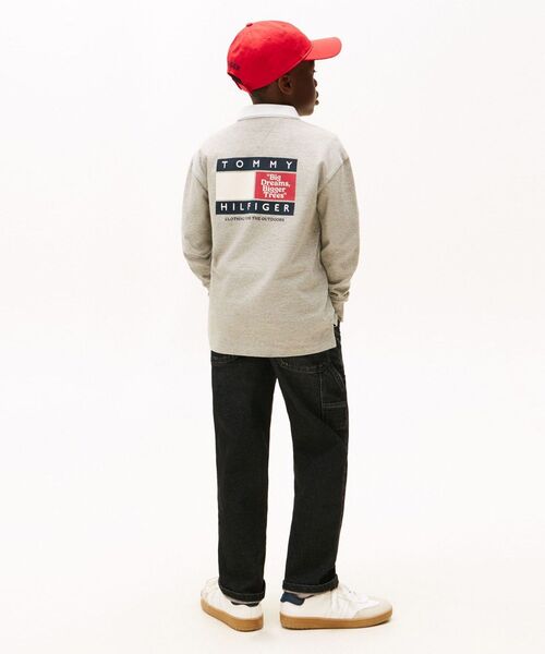 TOMMY HILFIGER（トミーヒルフィガー）の「BOYS マルチプリントロングスリーブポロシャツ（ポロシャツ・キッズ・グレー/ブルー・140cm/150cm/130cm/160cm）」の6枚目の写真