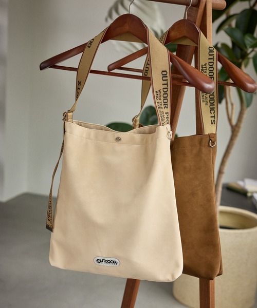 OUTDOOR PRODUCTS（アウトドアプロダクツ）の「【OUTDOOR PRODUCTS/アウトドアプロダクツ別注】スウェード調2WAYトートバッグ（トートバッグ・レディース・ブラウン/キナリ・FREE）」の11枚目の写真