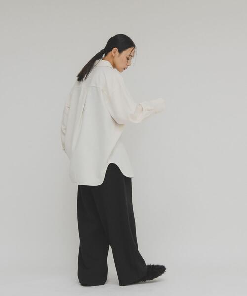 KBF（ケイビーエフ）の「ウールMIXルーズシャツ（シャツ/ブラウス・レディース・チャコールグレー/アイボリー/ブラウン系その他・ONE）」の16枚目の写真