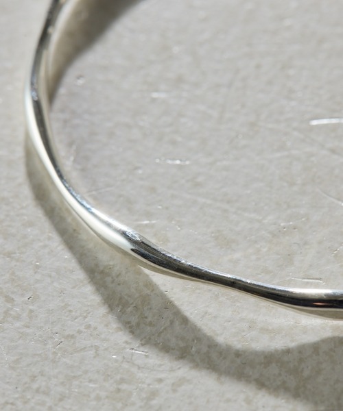 COLLAGE GALLARDAGALANTE（コラージュガリャルダガランテ）の「Sivelle./Silver925ラウンドバングル（バングル/リストバンド・レディース・シルバー・FREE）」の5枚目の写真