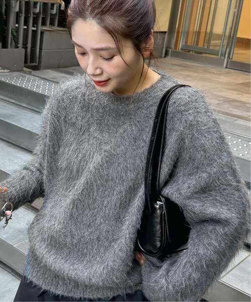 JOURNAL STANDARD（ジャーナルスタンダード）の「《WEB限定追加2》シャギークルーネックプルオーバー（ニット/セーター・レディース・ブラック/ピンク/チャコールグレー/ライトグレー/レッド/ネイビー/イエロー・FREE）」の3枚目の写真