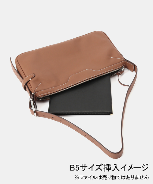 journal standard L'essage(ジャーナルスタンダードレサージュ)の「【BONASTRE/ボナストレ】 RIDER BAG S(ハンドバッグ・レディース・キャメル・FREE)」の8枚目の写真