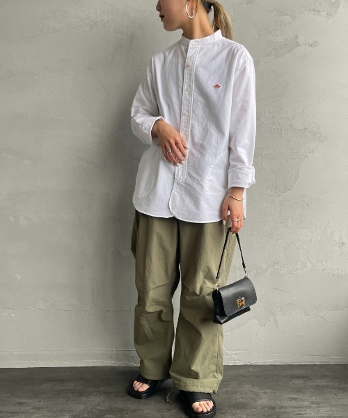 DANTON（ダントン）の「【WEB先行予約】[DANTON/ダントン] バンドカラー オックスフォードシャツ(無地)（シャツ/ブラウス・レディース・ホワイト・40/38/42）」の2枚目の写真