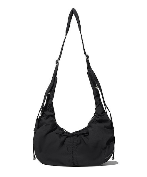 COVERNAT（カバーナット）の「CLOVERHEART NEW SHIRRING HOBO CROSSBODY BAG（ショルダーバッグ・レディース・ブラック/グレー・FREE）」の4枚目の写真