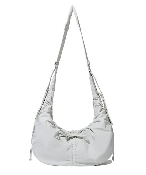 COVERNAT（カバーナット）の「CLOVERHEART NEW SHIRRING HOBO CROSSBODY BAG（ショルダーバッグ・レディース・ブラック/グレー・FREE）」の12枚目の写真