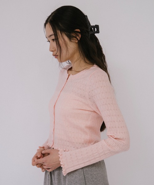 duei(デュイ)の「アイレットコンパクトカーディガン(カーディガン/ボレロ・レディース・アイボリー/ブラック/グレー/ピンク・FREE)」の12枚目の写真