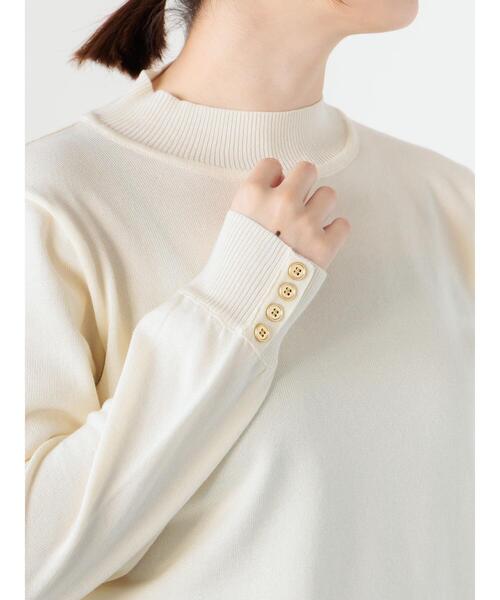 Te chichi TERRASSE（テチチテラス）の「袖口金釦ハイネックニット（ニット/セーター・レディース・オフホワイト/イエロー/ミント/チャコールグレー・F）」の18枚目の写真