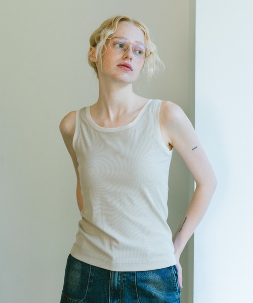 idem(イデム)の「【カップ付き】bi-color sheer cup in tank top / 配色シアータンクトップ(タンクトップ・レディース・ライトブルー/ベージュ・FREE)」の16枚目の写真