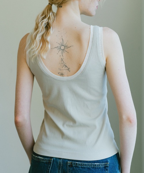 idem(イデム)の「【カップ付き】bi-color sheer cup in tank top / 配色シアータンクトップ(タンクトップ・レディース・ライトブルー/ベージュ・FREE)」の19枚目の写真