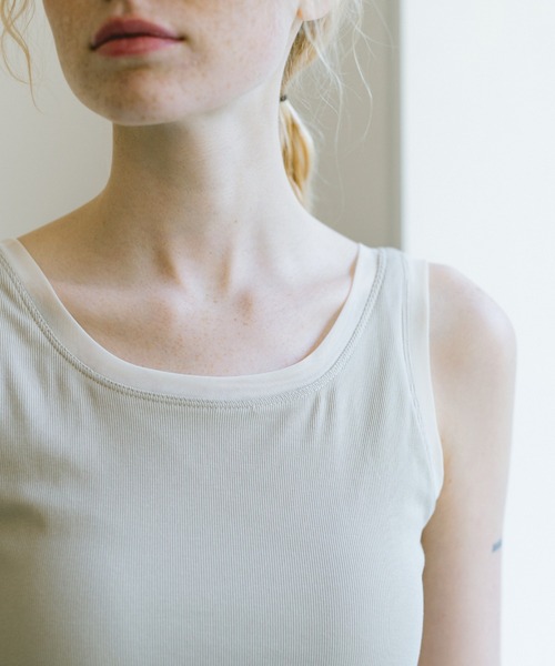 idem(イデム)の「【カップ付き】bi-color sheer cup in tank top / 配色シアータンクトップ(タンクトップ・レディース・ライトブルー/ベージュ・FREE)」の21枚目の写真