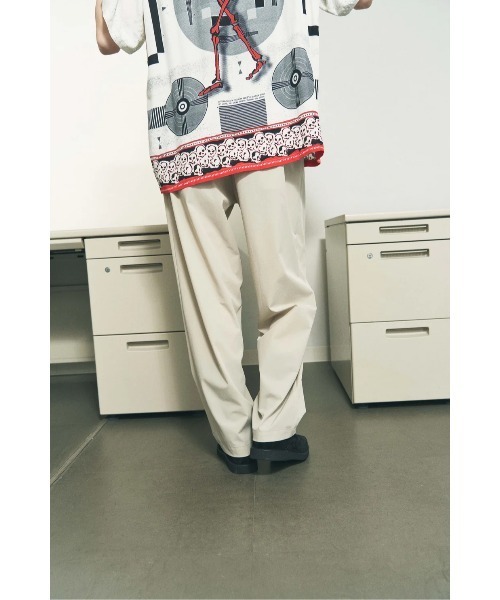 PHINGERIN(フィンガリン)の「PHINGERIN STRETCHY TROUSERS (PD-261-BT-071)(スラックス・メンズ・ブラック・LARGE/MEDIUM/SMALL)」の4枚目の写真
