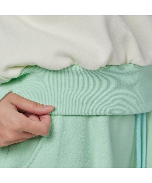 J.JANE(ジェイジェーン)の「カラー配色スウェットセット (メロン)(セットアップ・レディース・ライトグリーン・ONE SIZE)」の6枚目の写真