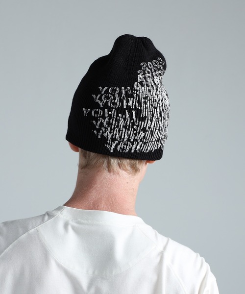 Y-3（ワイスリー）の「Y-3 GRAPHIC BEANIE（ニットキャップ/ビーニー・メンズ・ブラック・FREE）」の5枚目の写真