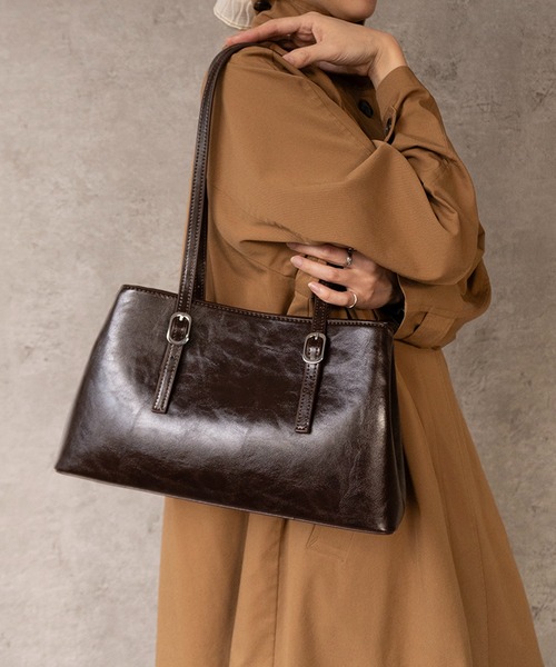 SHE HER HER HERS（シーハーハーハーズ）の「ヴィンテージエナメルスクエアバッグ（トートバッグ・レディース・ブラック/キャメル/ブラウン/アイボリー・FREE）」の12枚目の写真