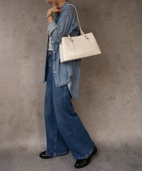 SHE HER HER HERS（シーハーハーハーズ）の「ヴィンテージエナメルスクエアバッグ（トートバッグ・レディース・ブラック/キャメル/ブラウン/アイボリー・FREE）」の20枚目の写真