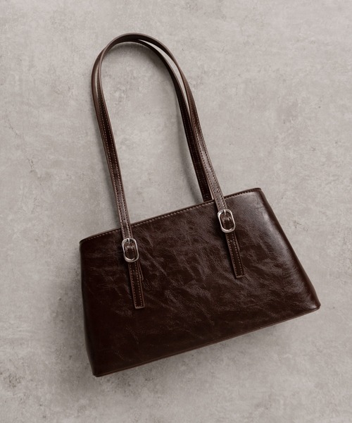 SHE HER HER HERS（シーハーハーハーズ）の「ヴィンテージエナメルスクエアバッグ（トートバッグ・レディース・ブラック/キャメル/ブラウン/アイボリー・FREE）」の18枚目の写真