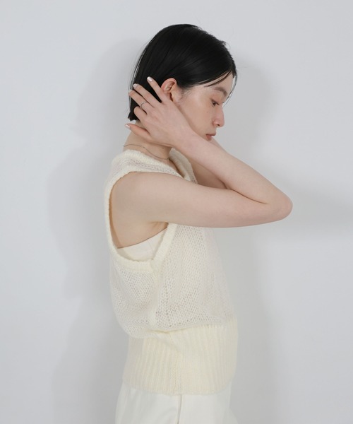 select MOCA（セレクトモカ）の「モヘアライクシアーニットベスト（ベスト・レディース・アイボリー/グレー・FREE）」の10枚目の写真