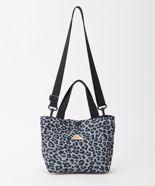 KELTY（ケルティ）の「KELTY ケルティ ES MINI SHOULDER TOTE ２WAY トート 軽量 ポリエステル（ショルダーバッグ・レディース・マスタード/ネイビー/ベージュ/ブラック系/アニマル/オリーブ/ブラウン系/ブラック/セージグリーン/レオパード/タン/スカイブルー/ホワイト系・ONE SIZE）」の13枚目の写真