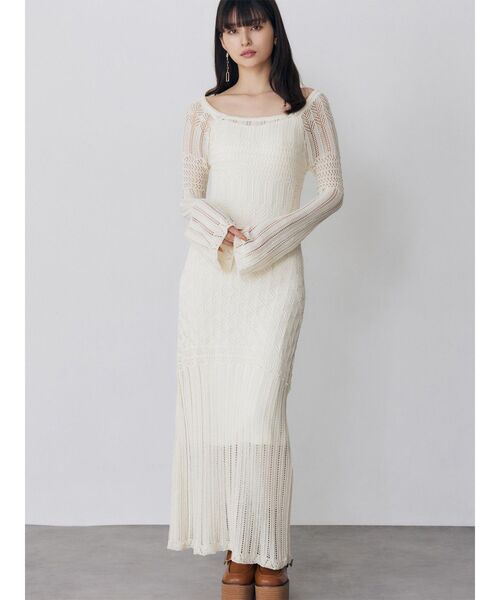 MURUA(ムルーア)の「バイカラークロシェニットワンピース(ワンピース・レディース・ホワイト/ブラック/ブルー・FREE)」の2枚目の写真