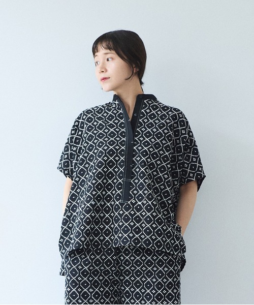 単色刺繍squareブラウス（シャツ/ブラウス）｜yuni（ユニ ）の