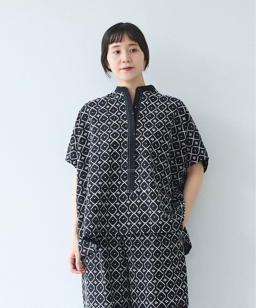 単色刺繍squareブラウス（シャツ/ブラウス）｜yuni（ユニ ）の